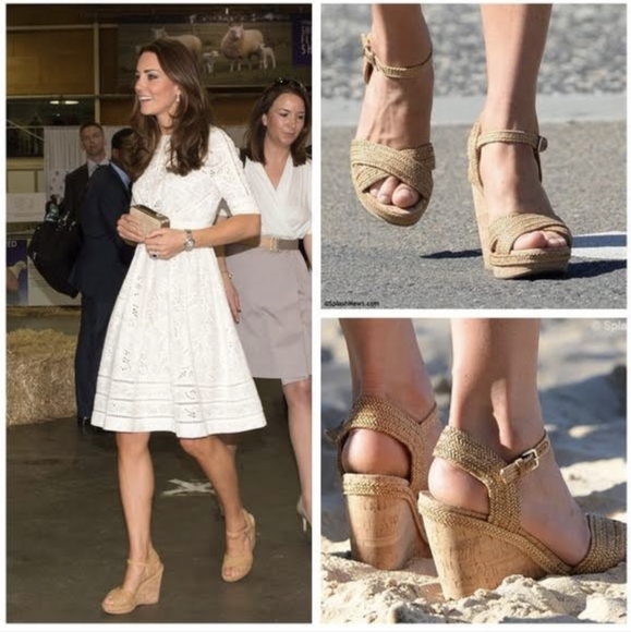 Stuart Weitzman Minx Sandal Wedges - Picture 9 of 9